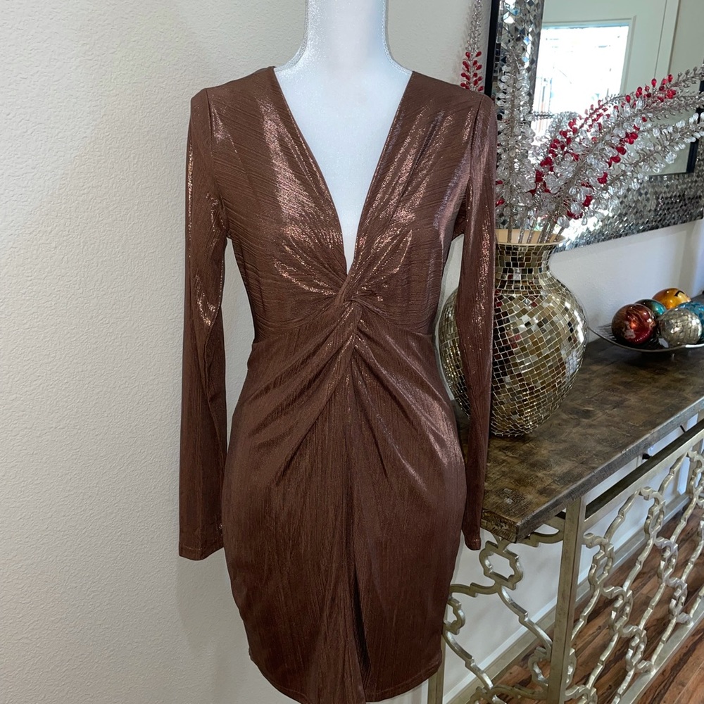Beautiful and very sexy new short dress